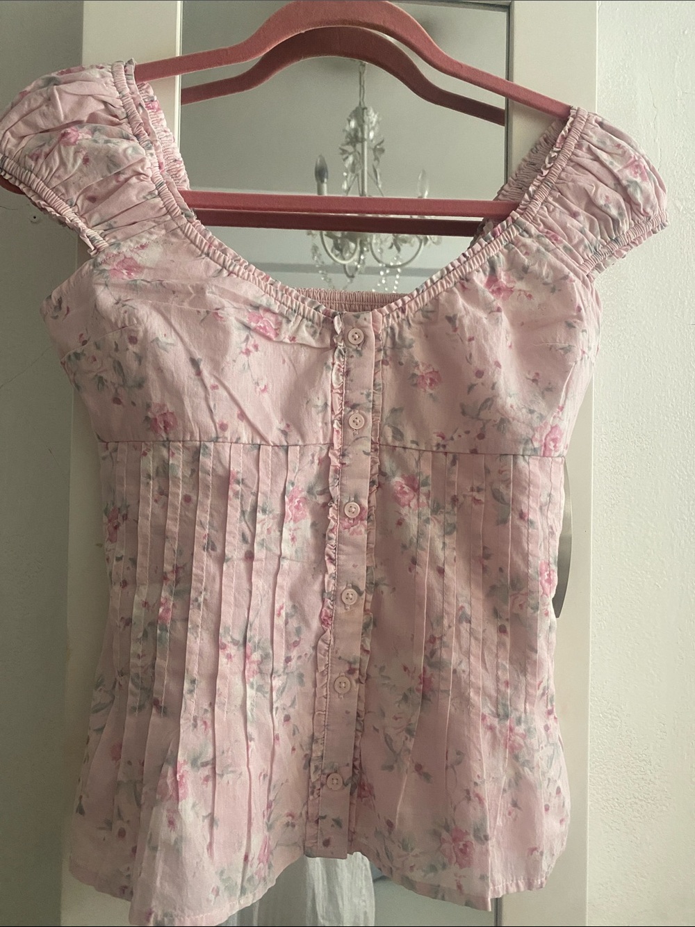 Hollister Pink Floral Pintuck Button-Front Top